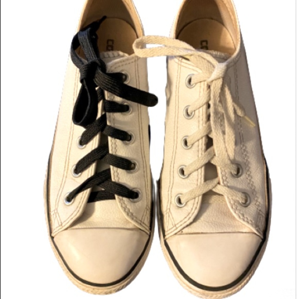 Junior Converse Leather White Tennis Shoes - Unisex